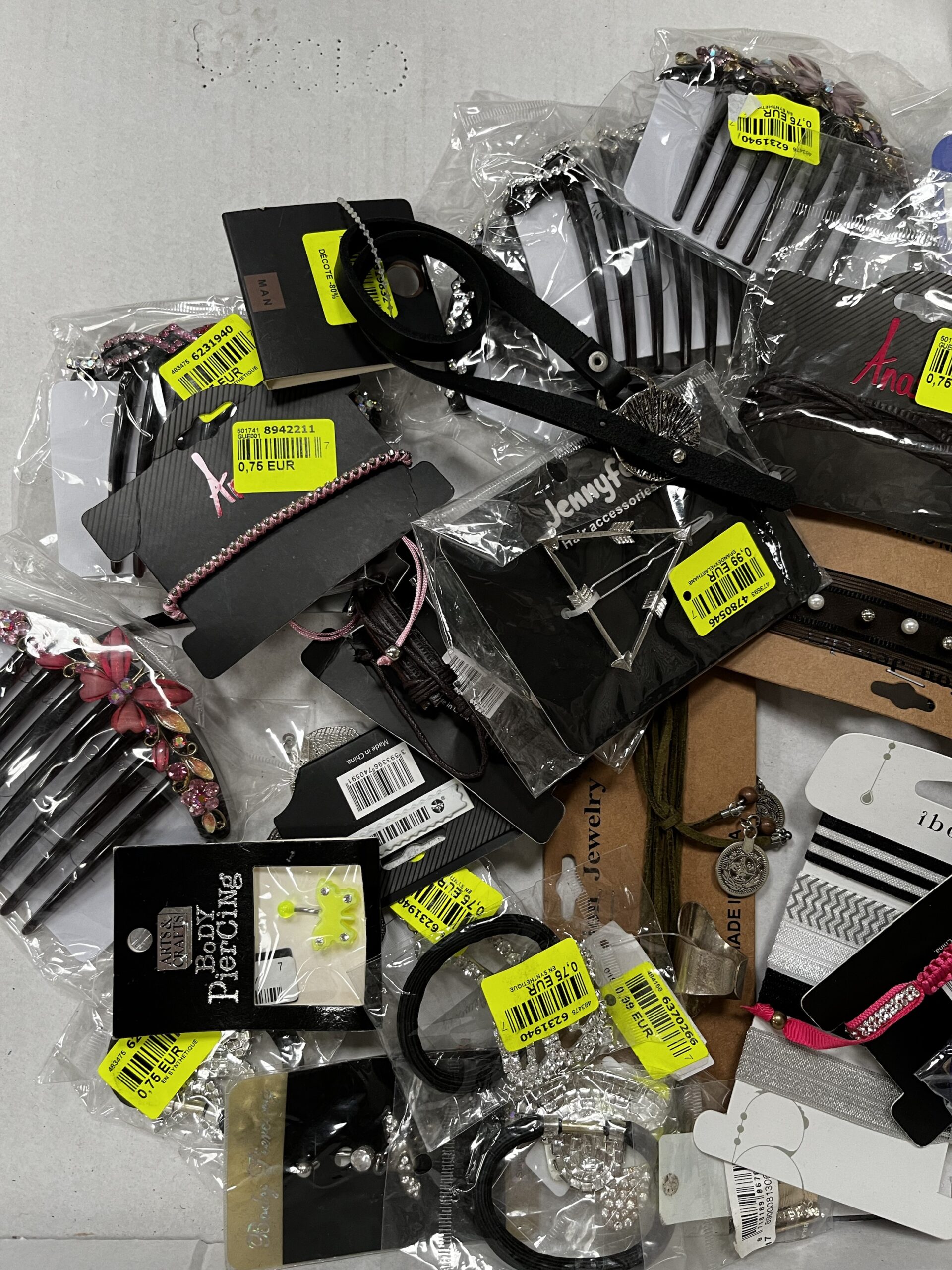 Lot De 50 Montres En Silicone Pour Revendeurs - Neuf Avec étiquettes